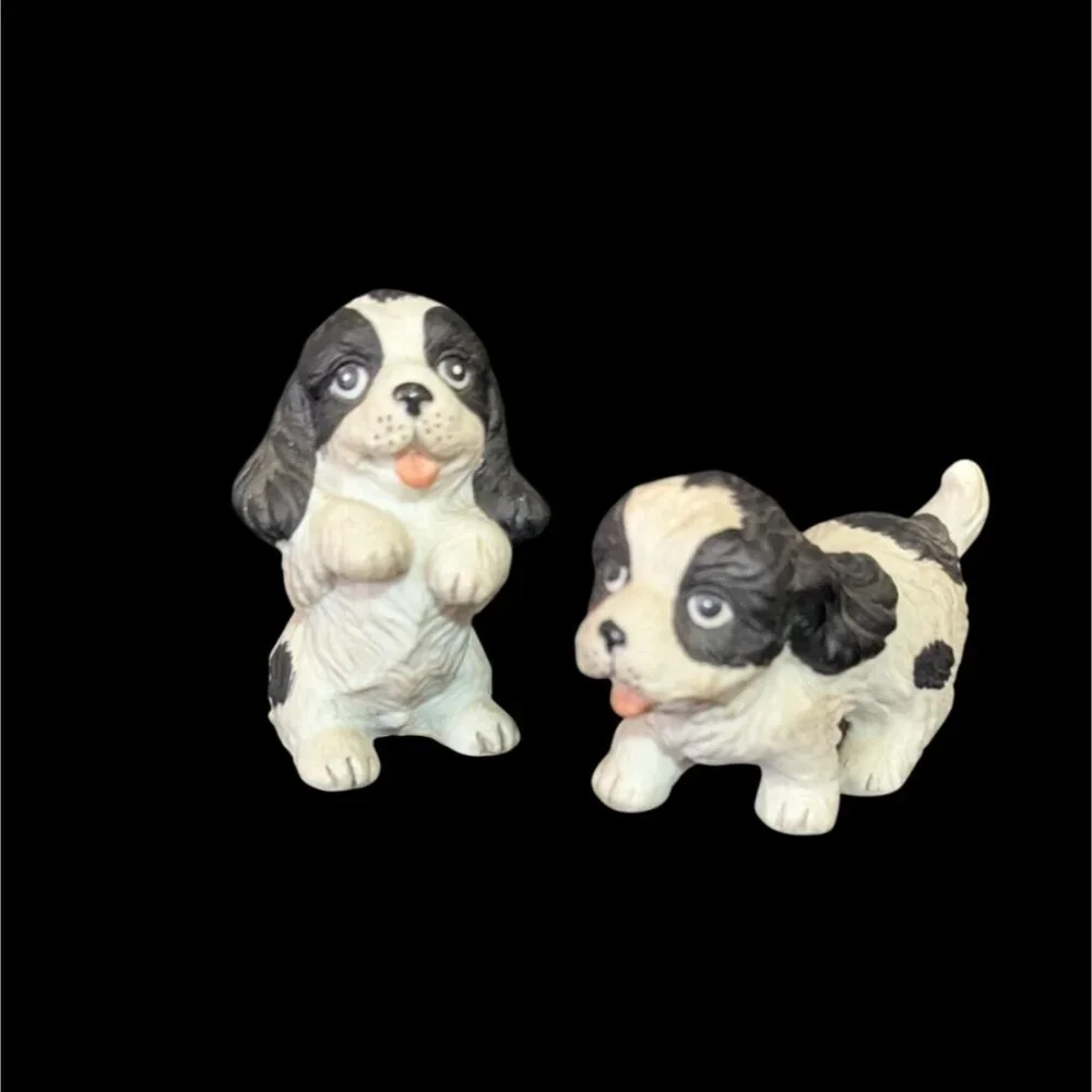 Vintage Japan Set Of 2 Ceramic Spaniel Puppy‎ Figurines With Playful Expressions
